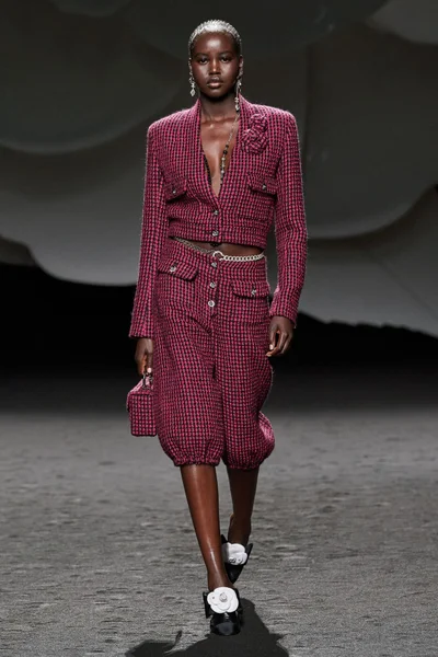 Look 44